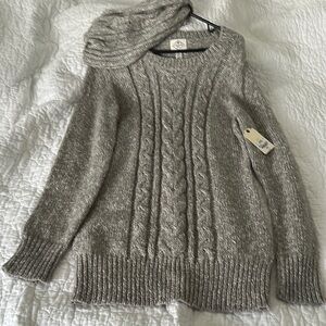 St. John's Bay Gray Crew Neck Sweater